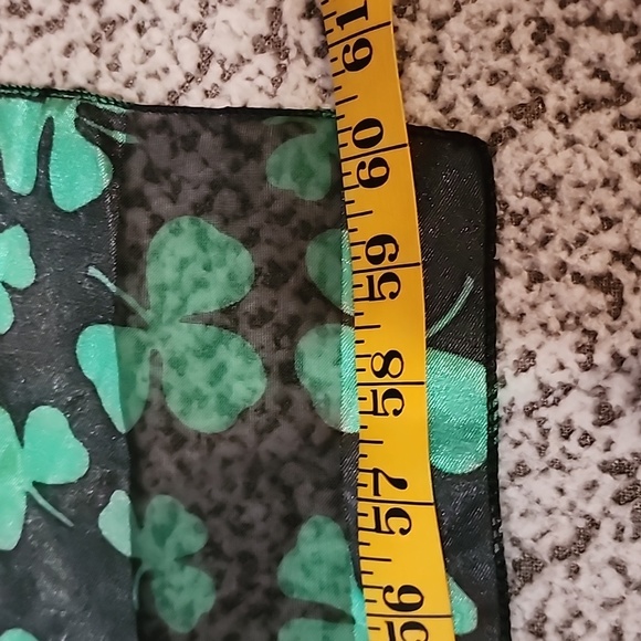 Luck of the Irish scarf - Picture 4 of 6